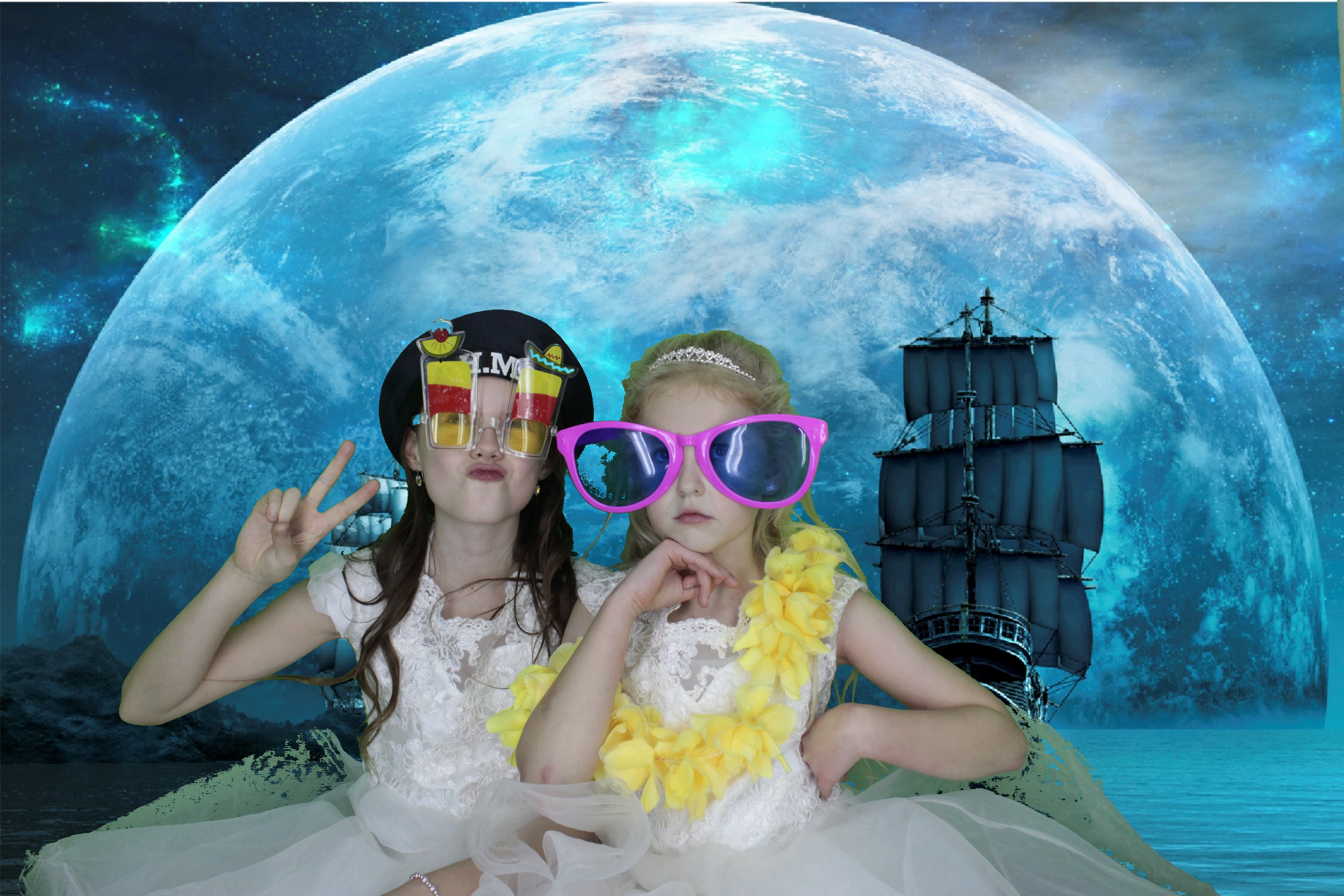 The Hanrahan Wedding | View more photos from the event at gallery.myphotoboothexperience.co.uk/u/MyPhotoBoothExperienceLtd/The-Hanrahan-Wedding
